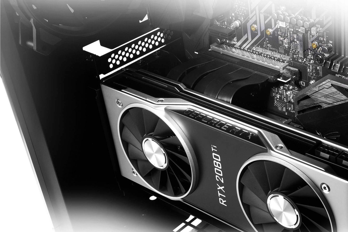 InWin PCI-E Riser Cable & Socket Vertical GPU Kit