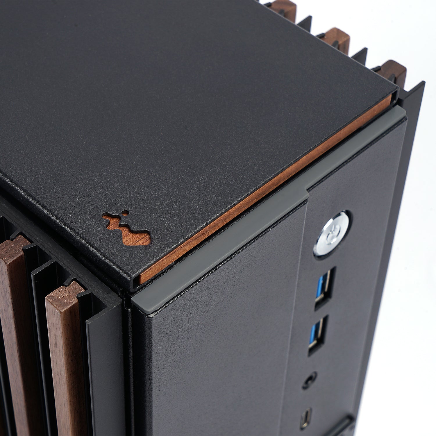 ModFree Mini - Mod-III Timber Edition – InWinStore