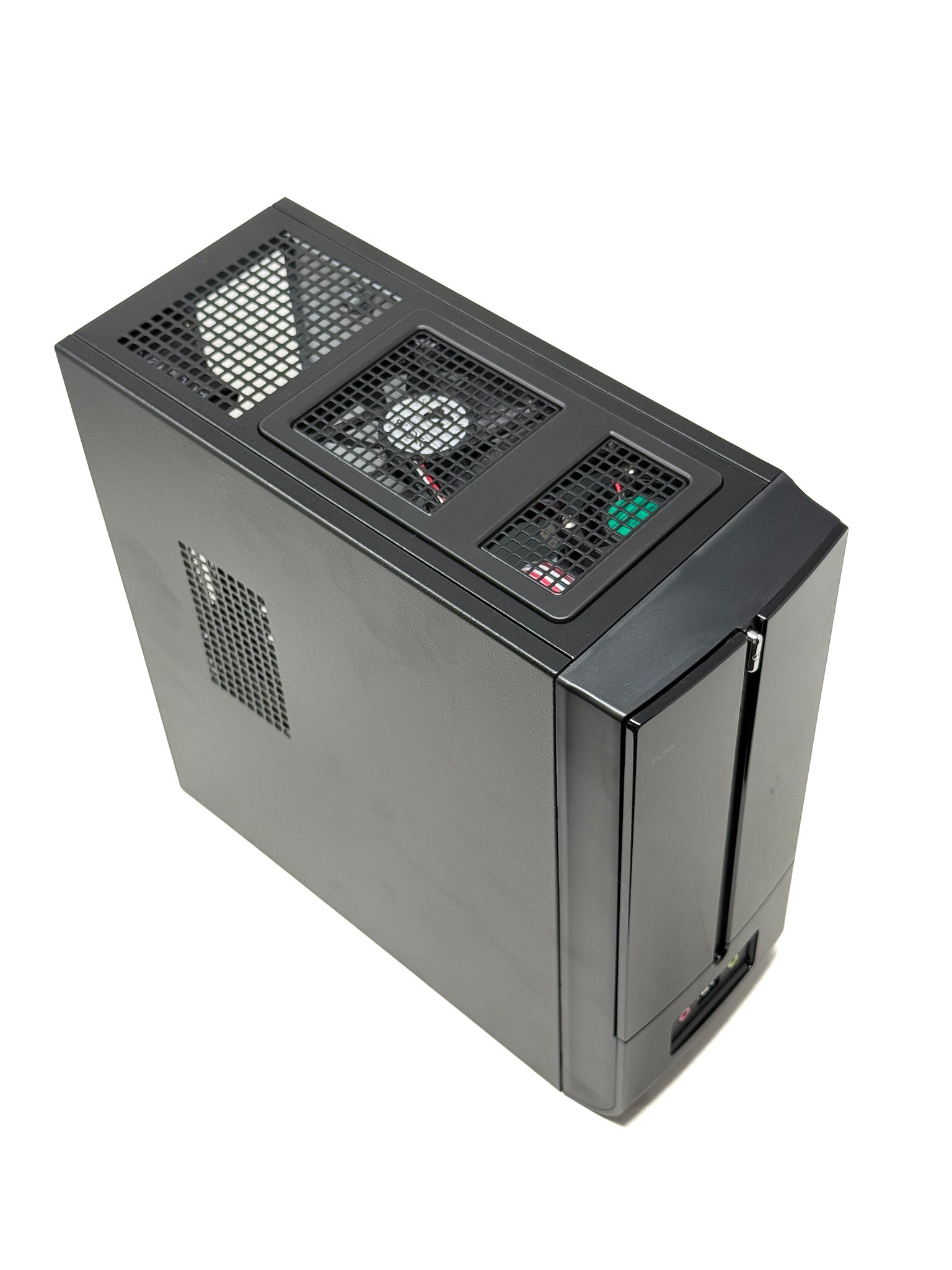 BM639.AH160TB3 (All Black Version) – InWinStore