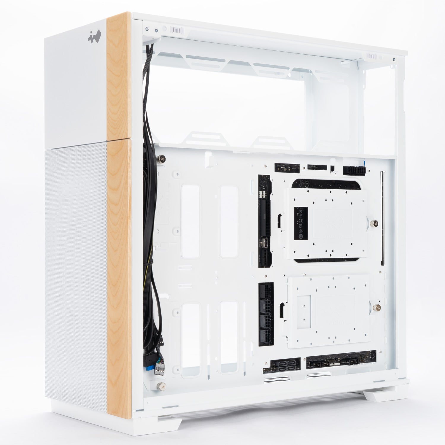In-Win F5White PCケース IW-CS-F5WHI-3AN140P 20240104085517_83102.jpg